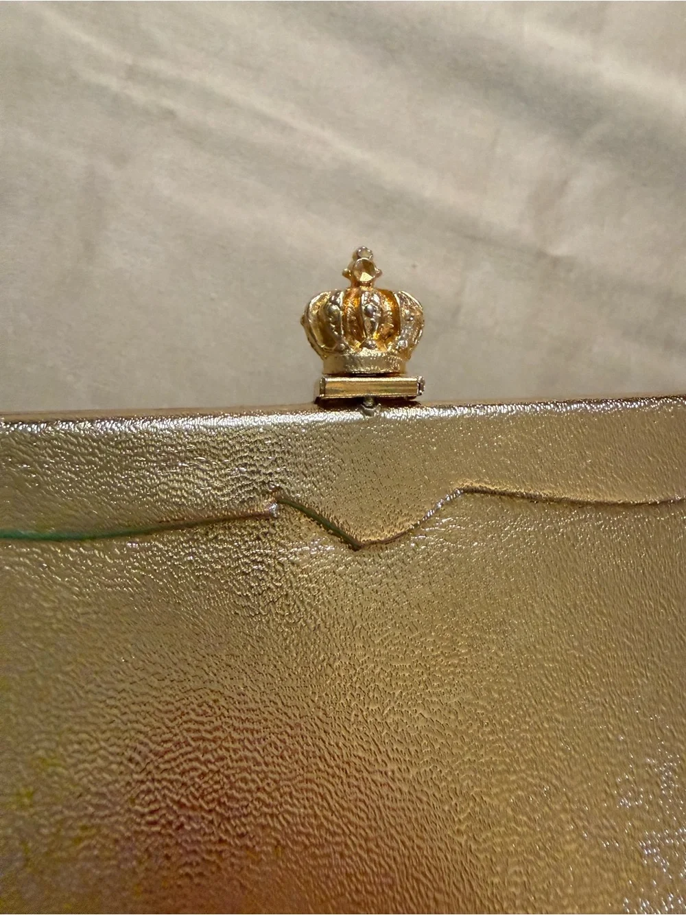 Vintage Gold Metallic Frame Clutch Handbag with Chain